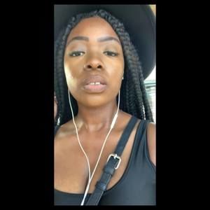 Meet your Posher, Brie